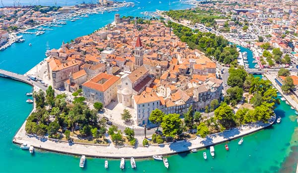 Day trip to Trogir by Split Transfers