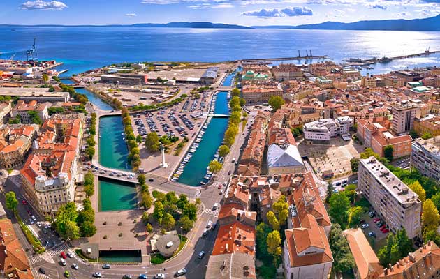 Split - Rijeka transfer